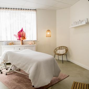 Image of a table in a spa treatment room.